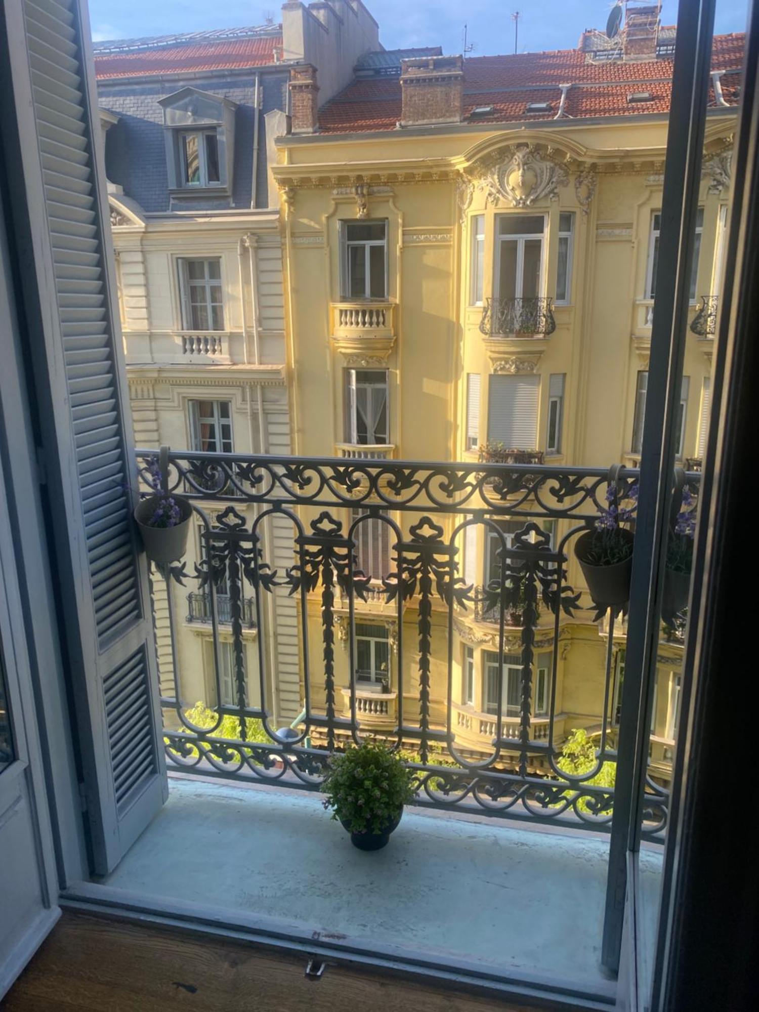 Апартаменти Les Fleurs Astoria Мантон Екстер'єр фото